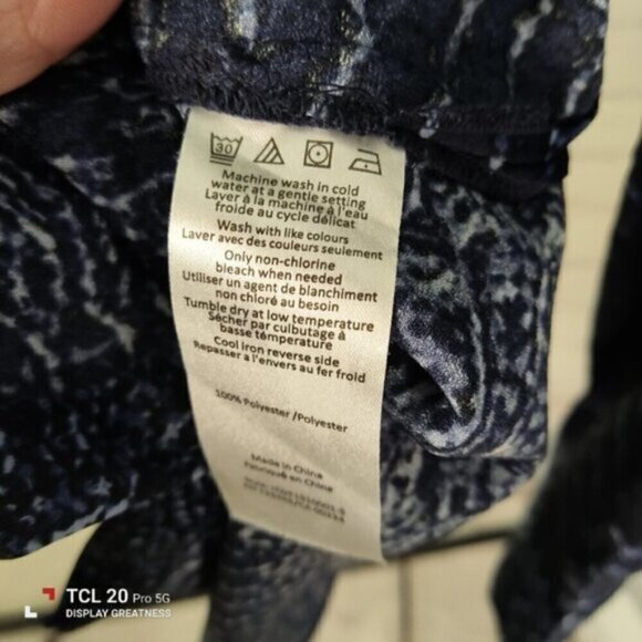 H HALSTON Blue Print Tunic Blouse Top L - Picture 7 of 8